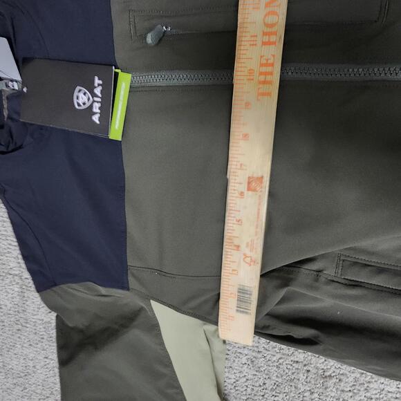 Ariat Jacket Pioneer Stretch Shell Men's Size Medium NWT Full Zip - Picture 8 of 10